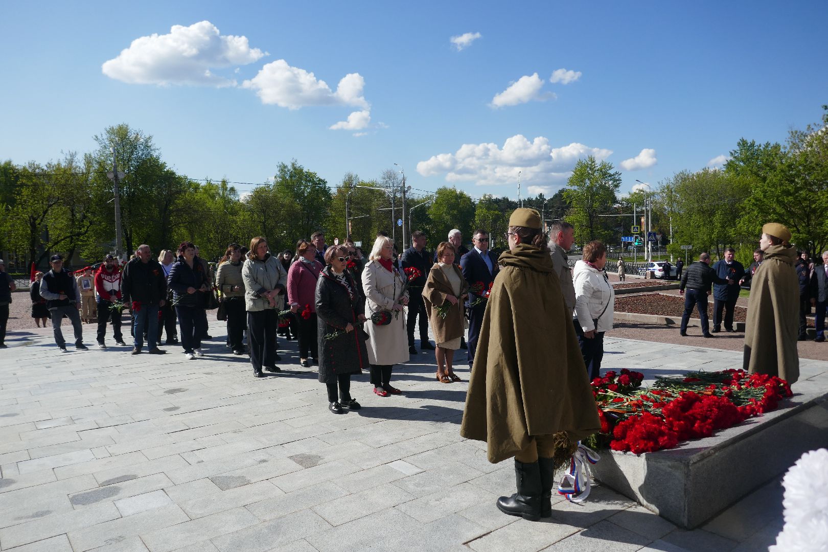 Подольск, возложение цветов, День Победы, подольские курсанты