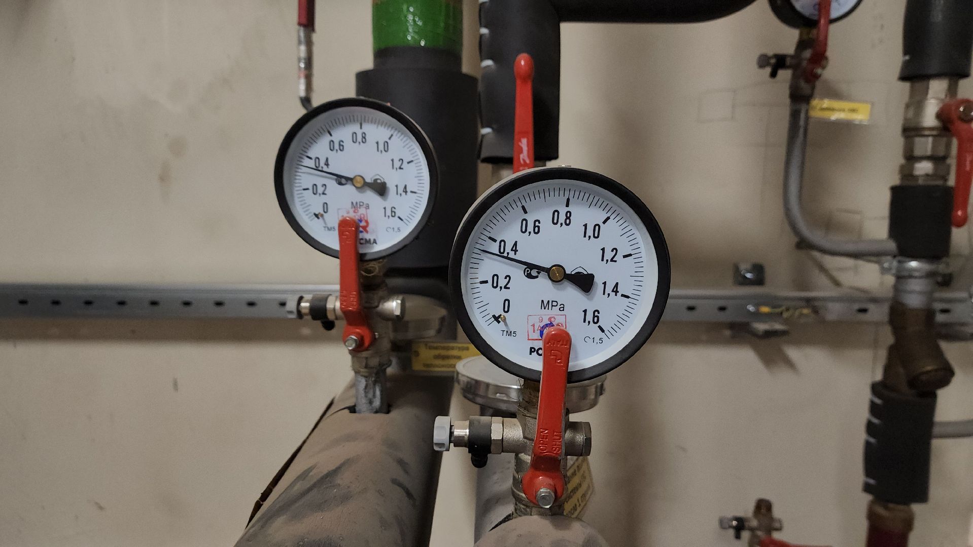 ивантеевка, пушкинский, запуск отопления в школах и детских садах, образовательный комплекс, подача тепла, подача тепла в соцобъекты, тепловые пункты, тепловые сети, пробные пуски,управляющая компания,