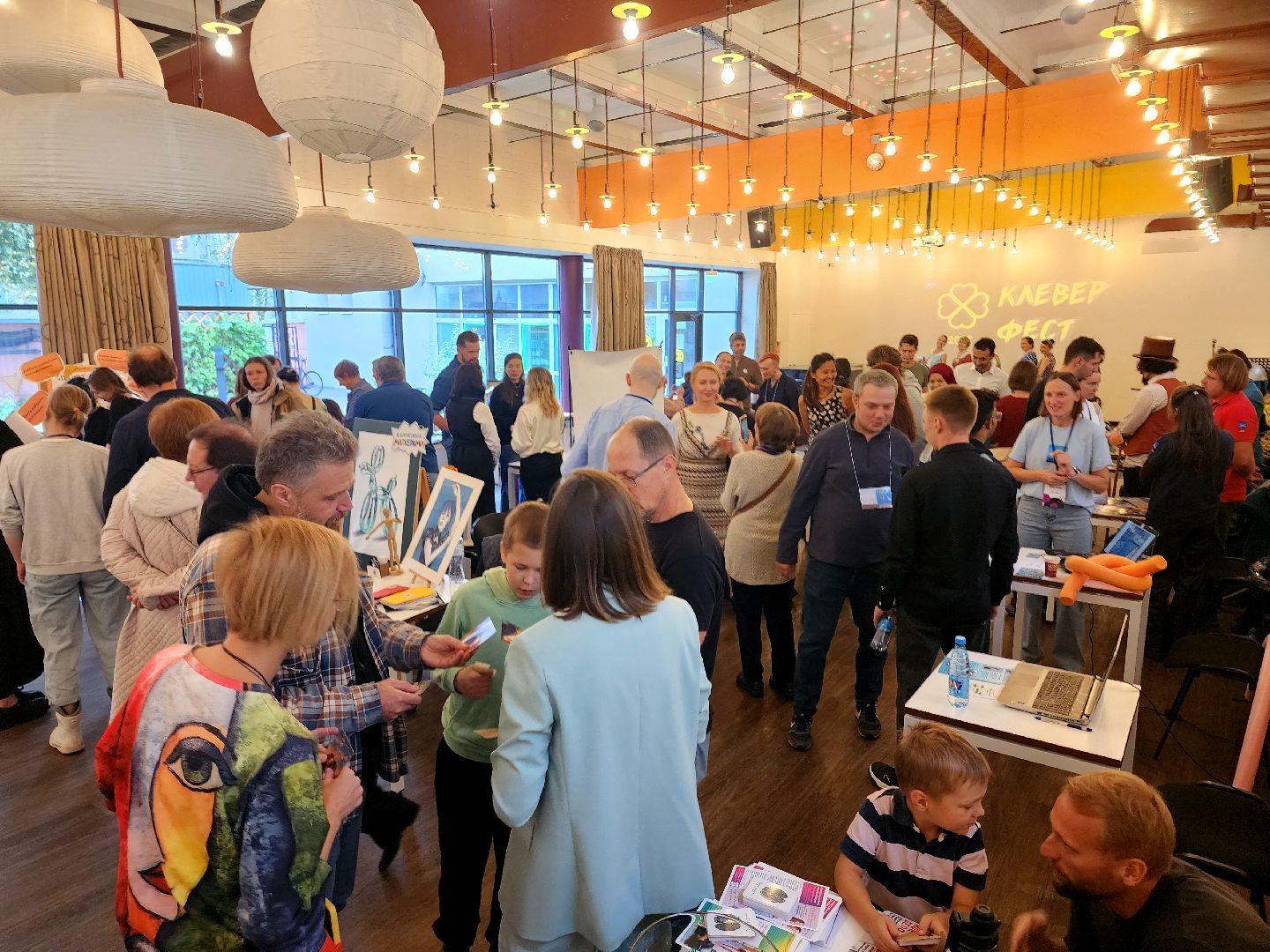 дубна, блохинка, оияи, фестиваль клевер, досуг для взрослых,