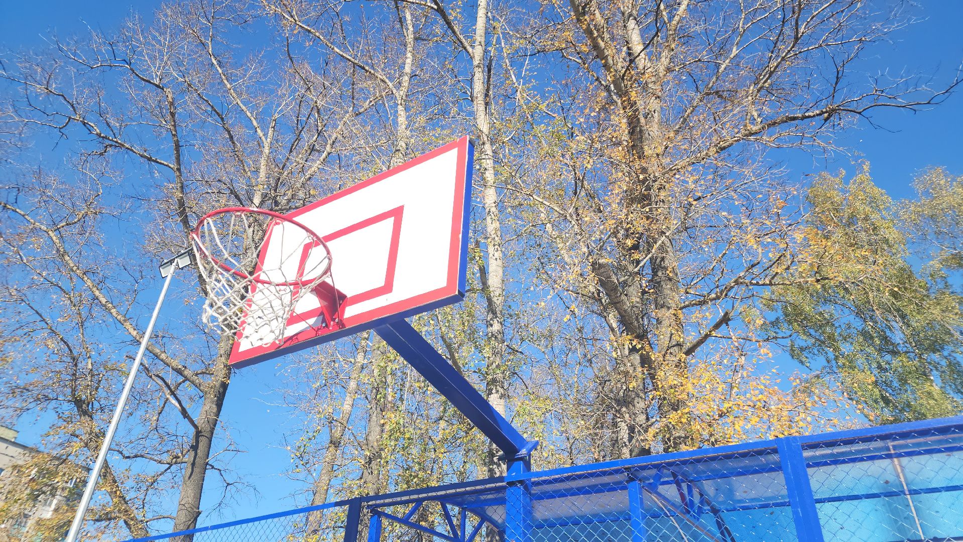 хоккейная коробка, ликино-дулево, орехово-зуевский округ, ликинский автобусный завод,