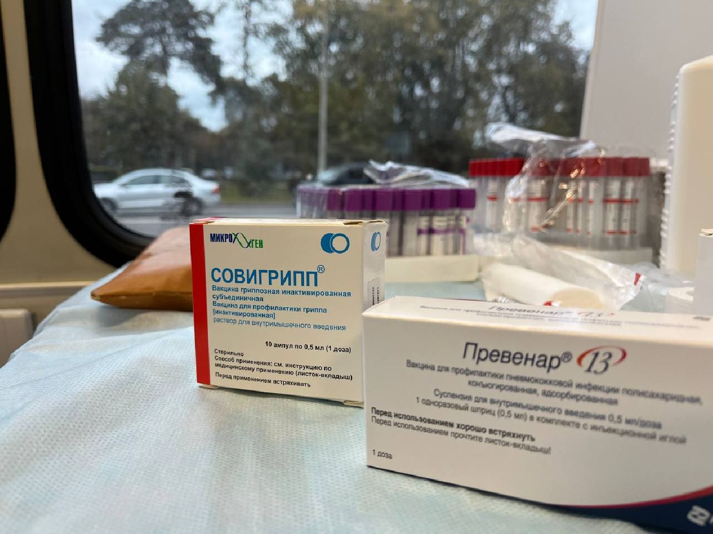 чехов, чеховская больница, вакцинация, прививочная кампания, прививки от гриппа, прививки от пневмонии, препараты от гриппа, совигрипп, флю-м, ультрикс квадри, вакцинация детей, вакцинация взрослых жителей, главврач чеховской больницы, андрей попов, глава округа михаил собакин,статистика,