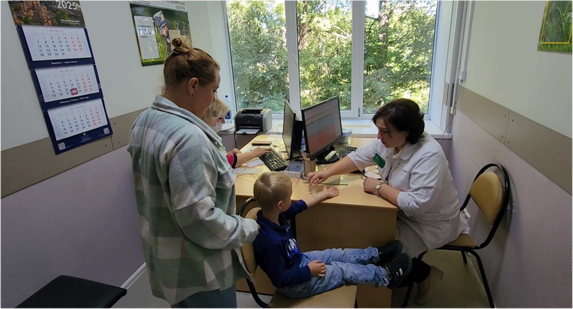 чехов, чеховская больница, вакцинация, прививочная кампания, прививки от гриппа, прививки от пневмонии, препараты от гриппа, совигрипп, флю-м, ультрикс квадри, вакцинация детей, вакцинация взрослых жителей, главврач чеховской больницы, андрей попов, глава округа михаил собакин,статистика,