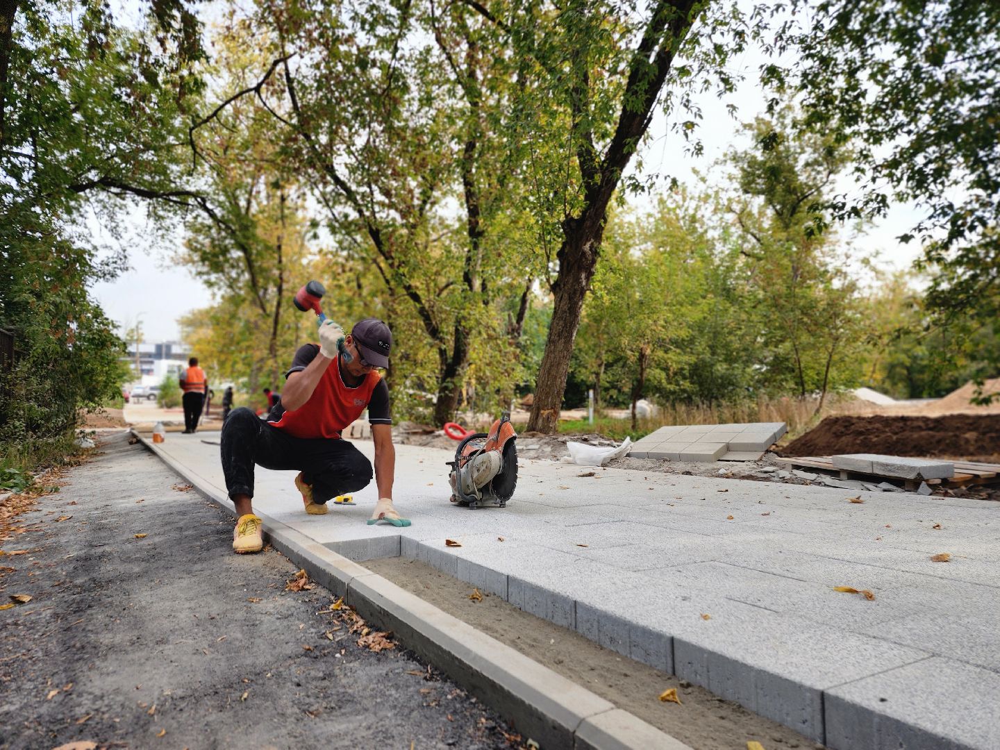 фрязино, благоустройство сквера, общественная территория, пешеходные дорожки,