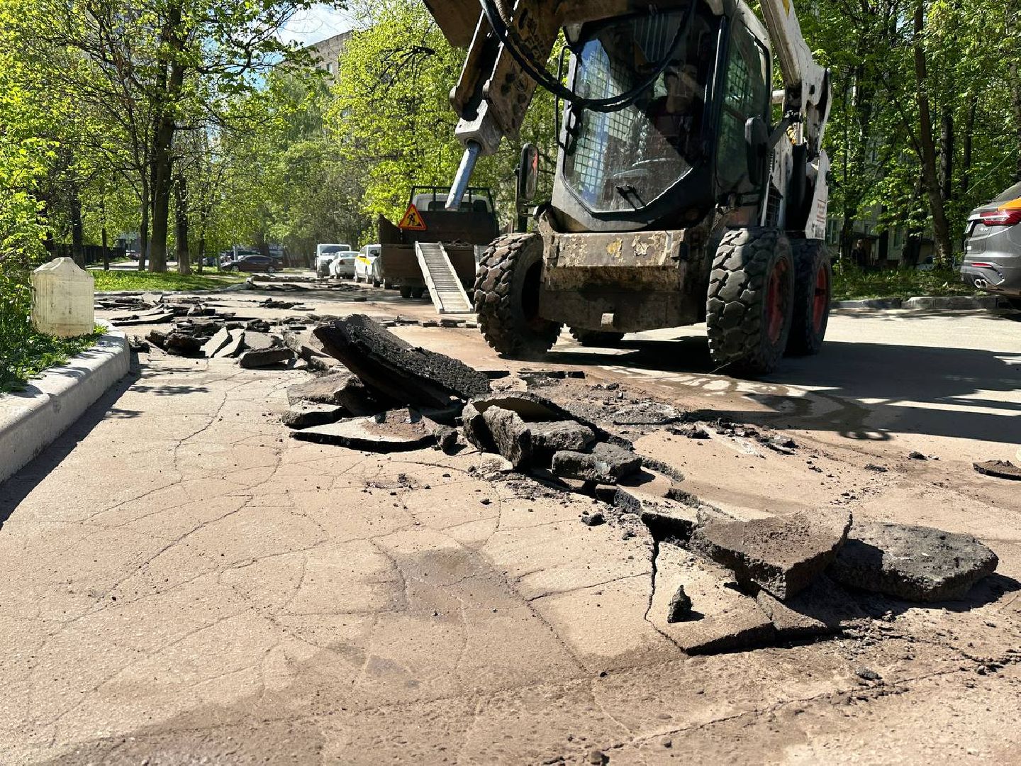 Реутов, ремонт дорог, ямочный ремонт, латание ям