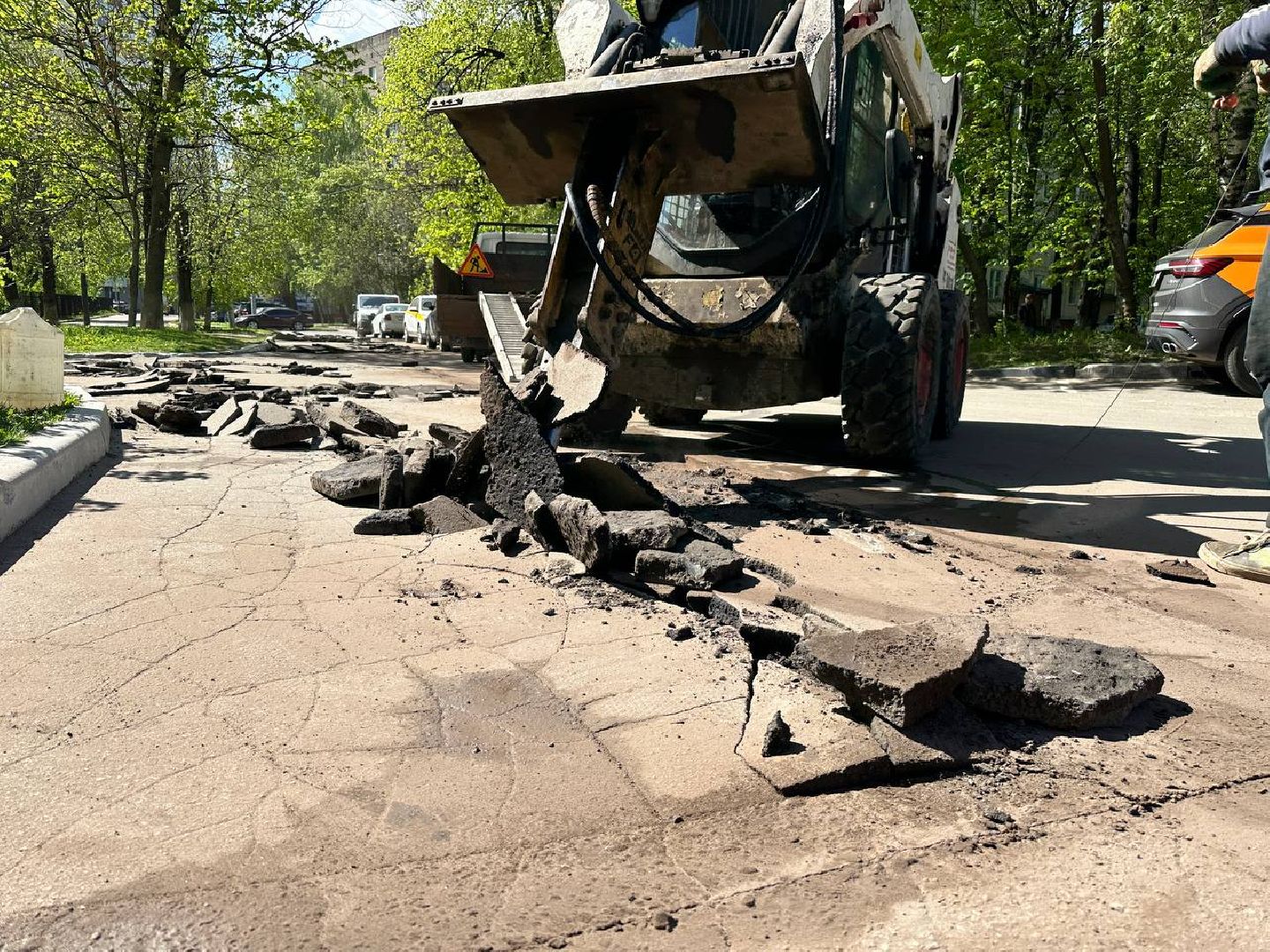 Реутов, ремонт дорог, ямочный ремонт, латание ям