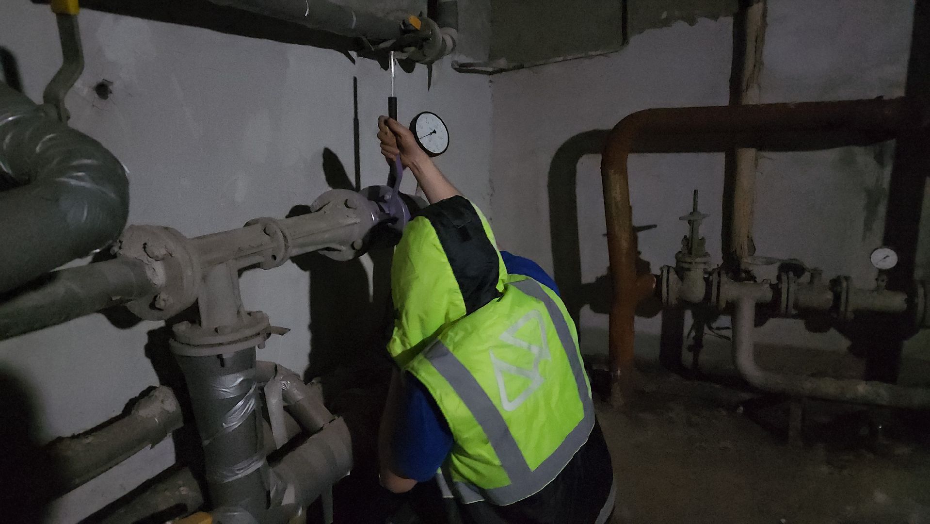 пушкино, начало отопительного сезона, многоквартирные дома, тепловые сети, тепловой пункт, запорная арматура, мкд, отопительный сезон 2025-2026, отопительный период,тепло в дома, тепло жителям,