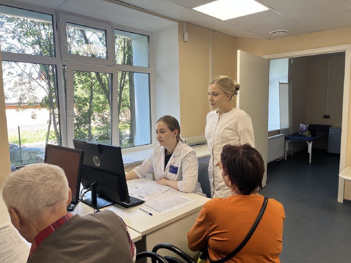 чехов, чеховская больница, взрослая поликлиника, улица гагарина 37а, передвижной фап, диспансеризация, профосмотры, обследования, диспансерный учет, профилактика заболеваний,анализы, диагностика, выявление болезней на ранних стадиях, заместитель главного врача, александра мурашкина, статистика,