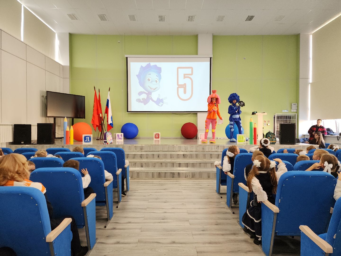 электросталь , жители, общество, школа, праздник, первоклассник,