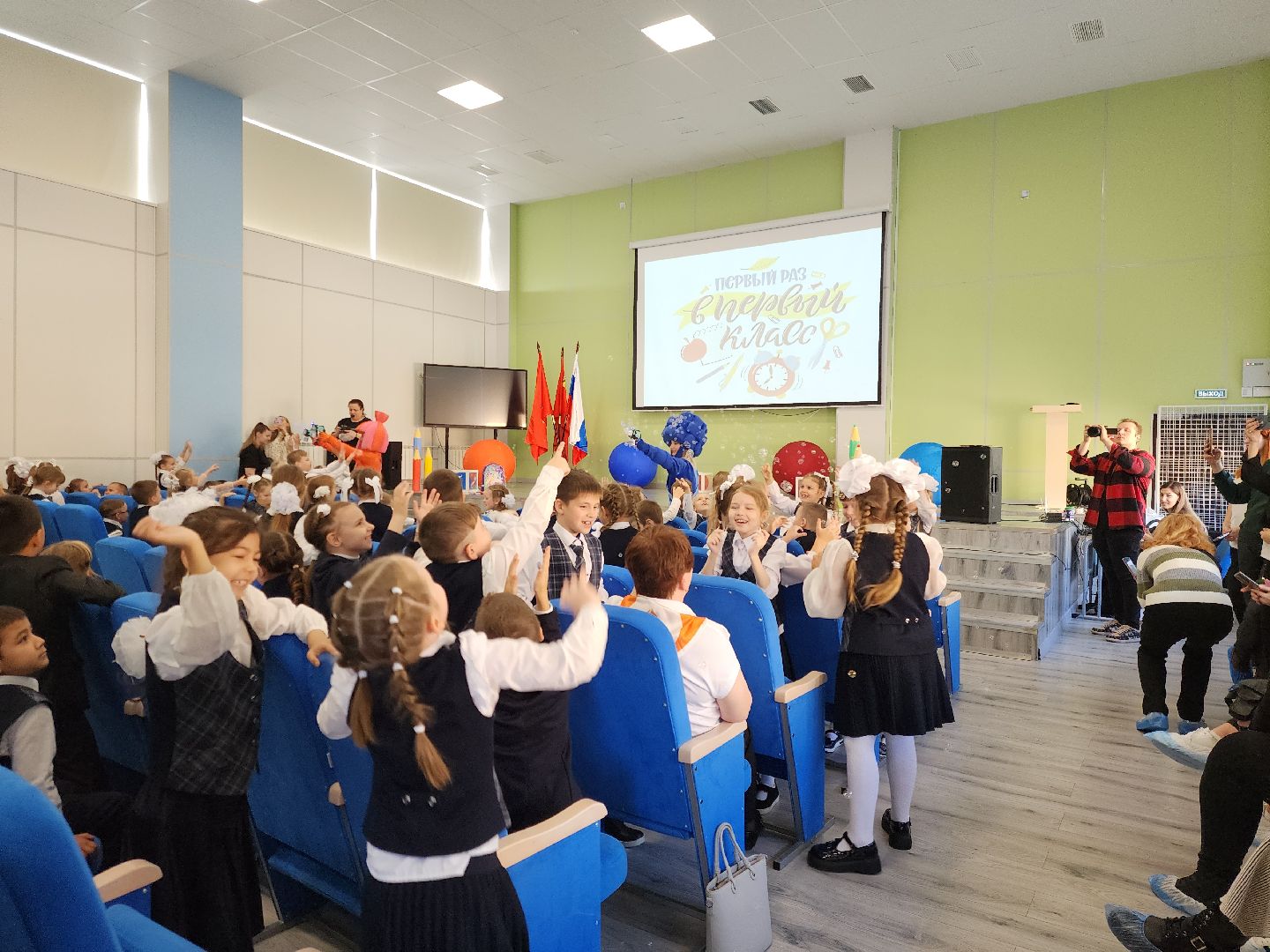 электросталь , жители, общество, школа, праздник, первоклассник,