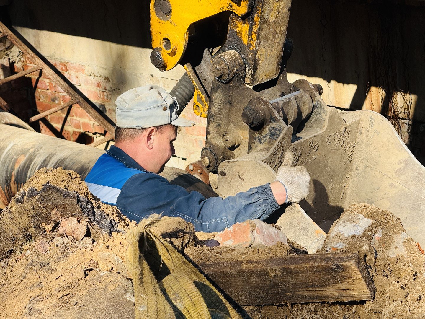 раменское, авария жкх, прорыв трубы отопления, теплосеть, раменская теплосеть, отопление, гвс, горячее водоснабжение,