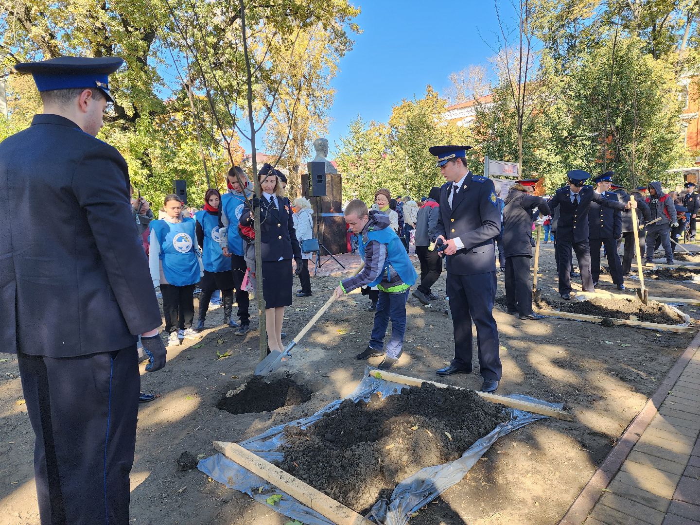 раменское, общество, памятник герою сергею ивановичу солнцеву,  открытие нового мемориала на улице солнцева,