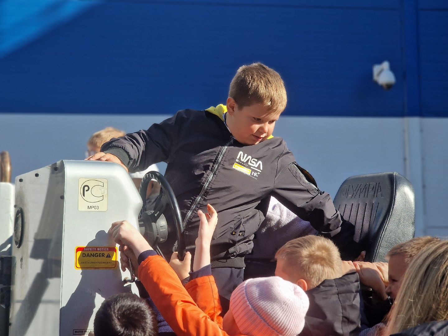 воскресенск, хоккей, олимпийский чемпион,