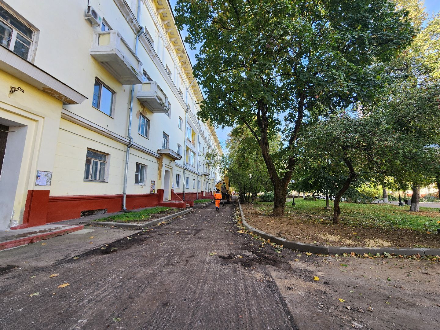 фрязино, благоустройство дворов, укладка бордюров, асфальтирование дворов,