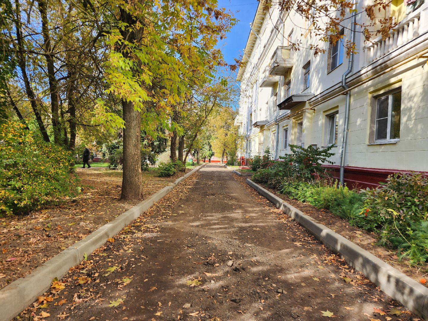 фрязино, благоустройство дворов, укладка бордюров, асфальтирование дворов,
