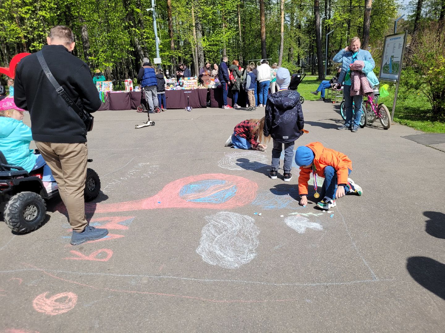 дети; день победы; рисунок великой победы; парки подмосковья; видное;