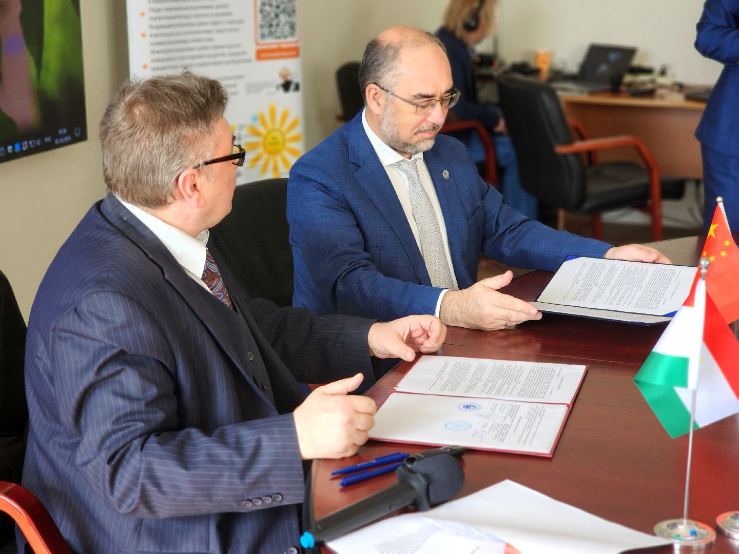 дубна, университет дубна, круглый стол, российско-китайская палата, международное сотрудничество,