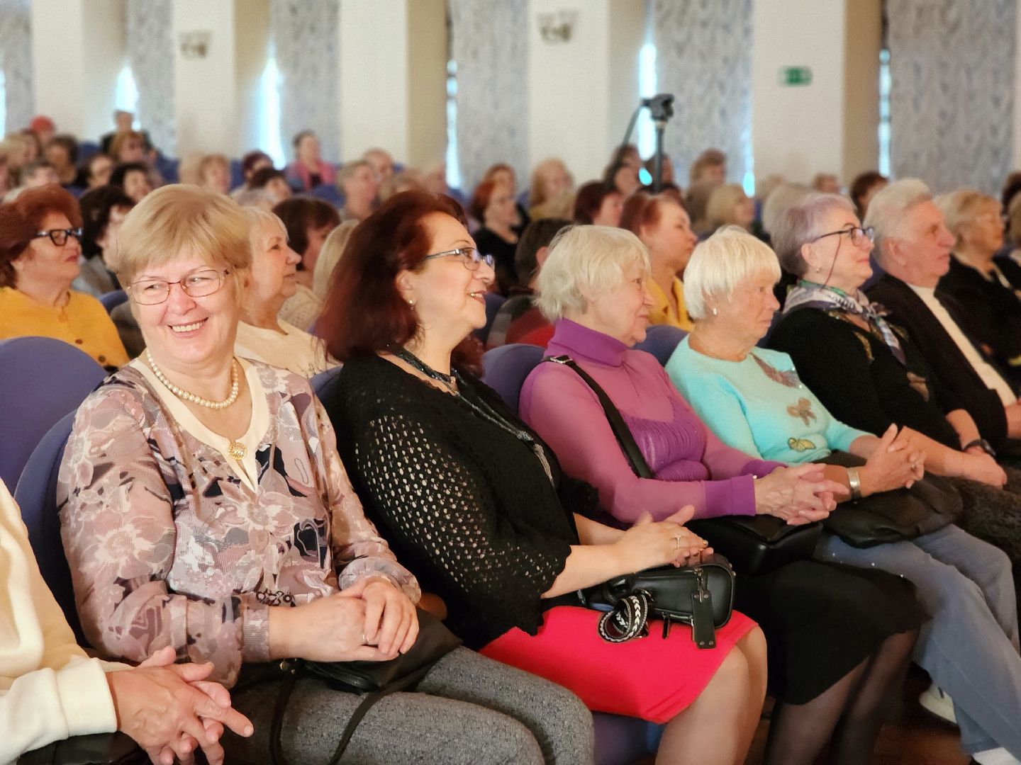 фрязино, день пожилого человека, концерт, пенсионеры,