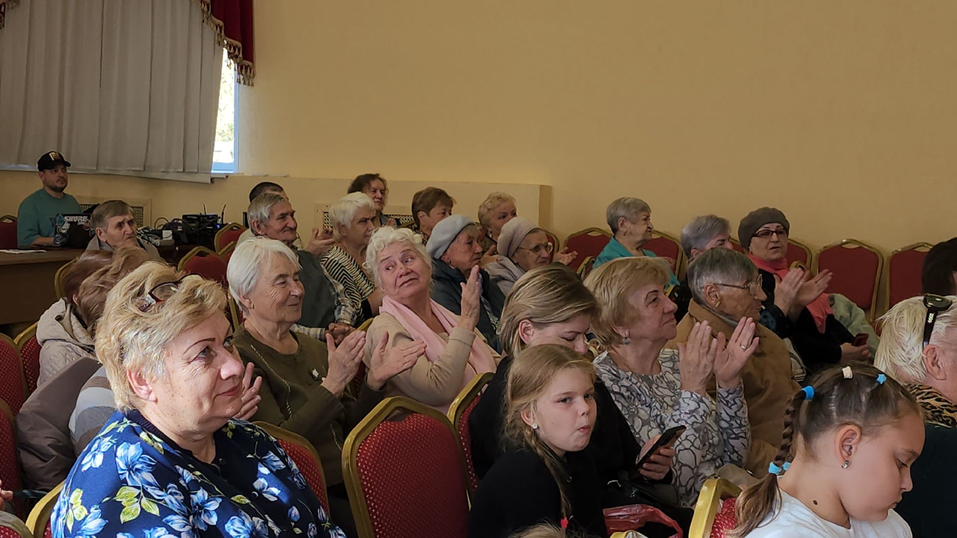 чехов, троицкое, день пожилого человека,