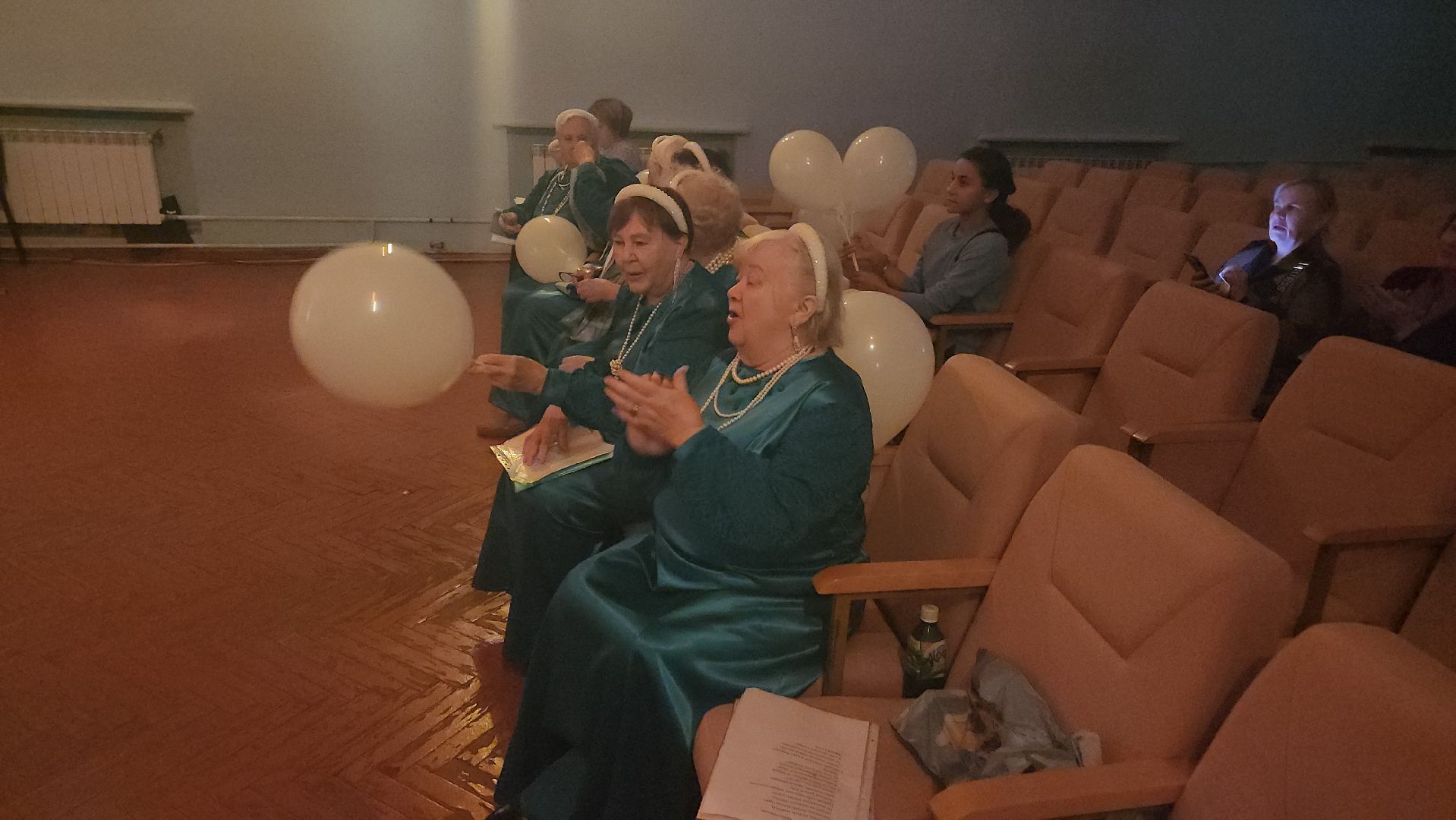 долгопрудный, дк нефтяник, ивушка, день пожилого человека, активное долголетие,