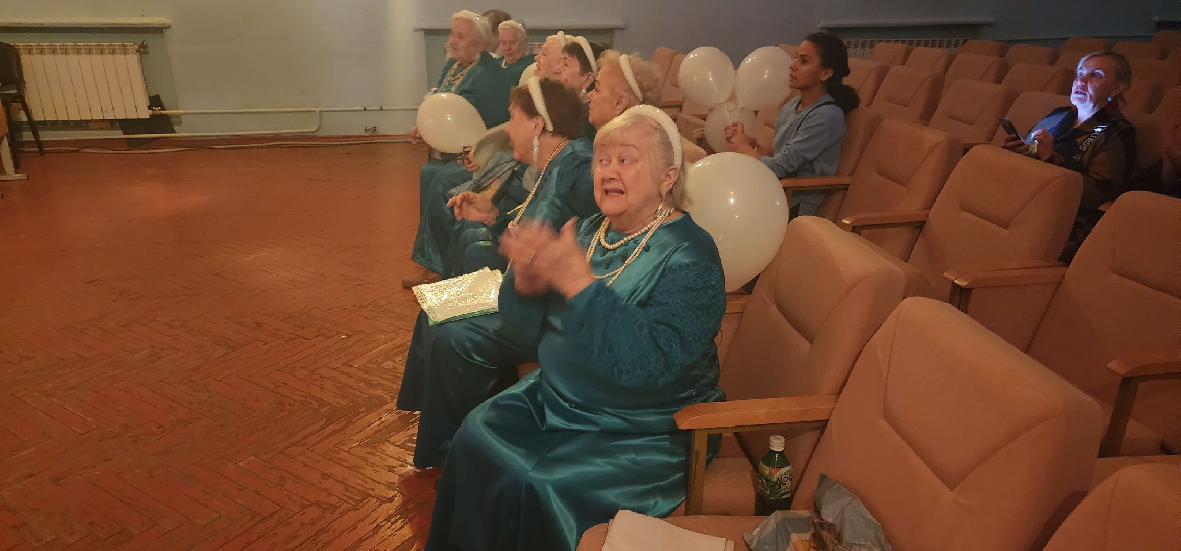 долгопрудный, дк нефтяник, ивушка, день пожилого человека, активное долголетие,