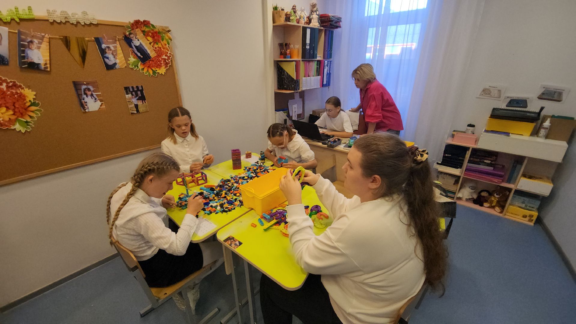 серпухов, школа абсолют, деревня райсеменовское, день учителя в серпухове,