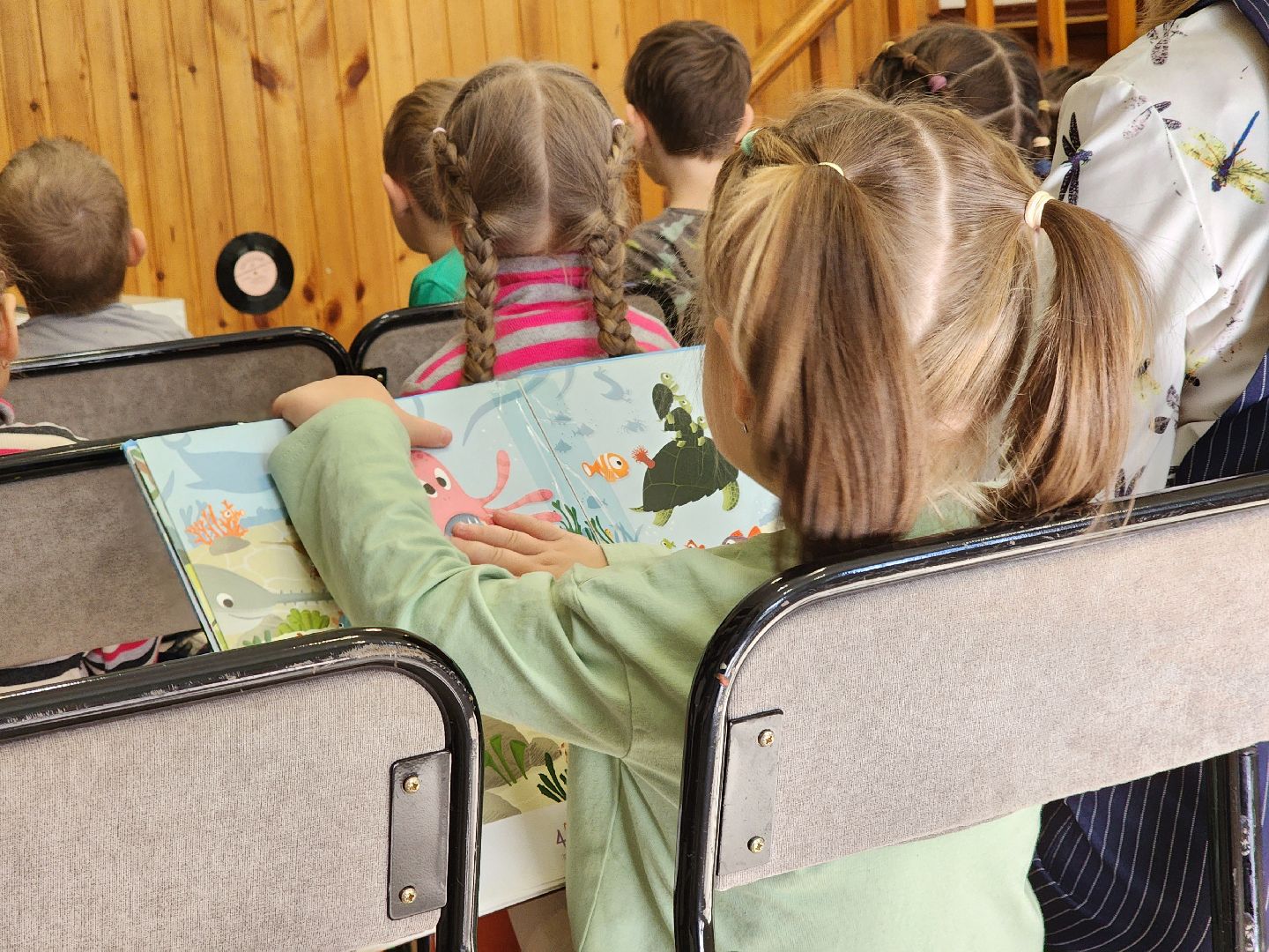 электросталь , общество, дети, библиотека, всемирный день животных, жители, игра,