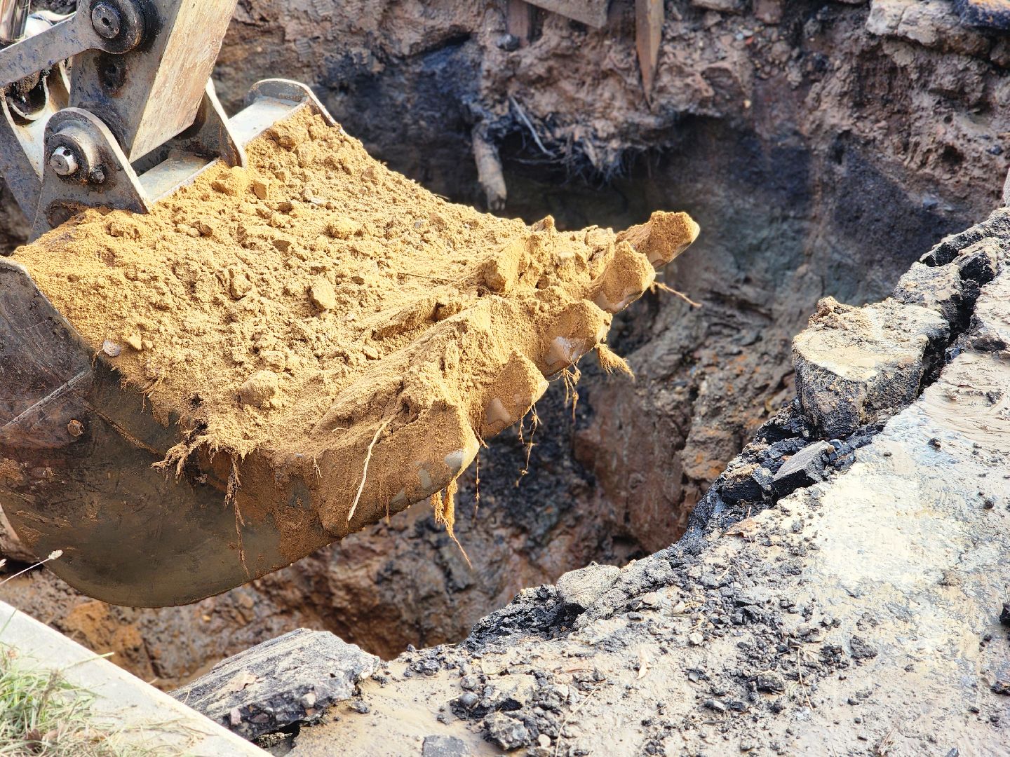 дубна, авария,  устранение аварии, трубопровод,