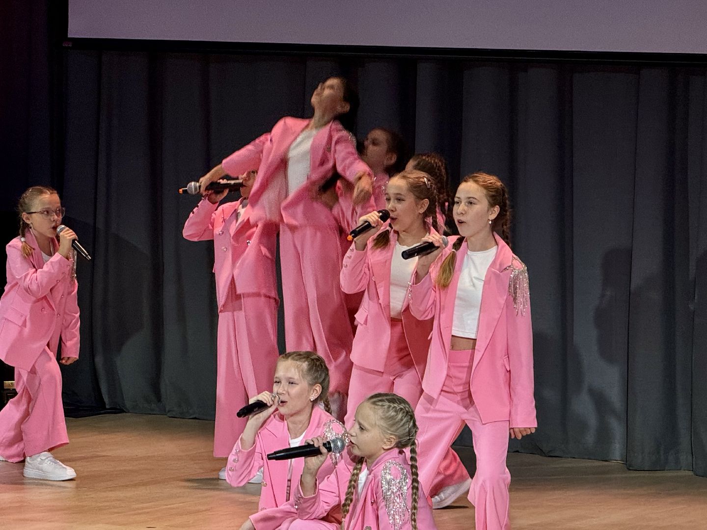 день учителя , поздравили учителей , ленинский округ, детская школа искусств,