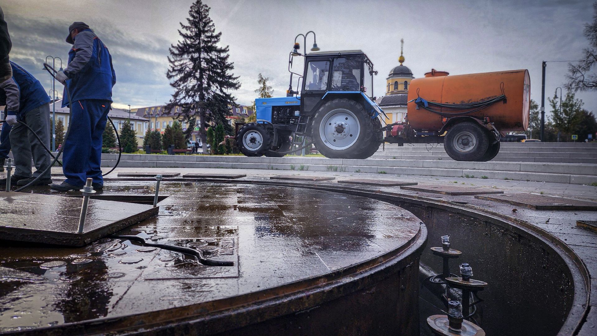 бронницы, отключение фонтана в бронницах, подготовка фонтана к зиме, сухой фонтан в бронницах,