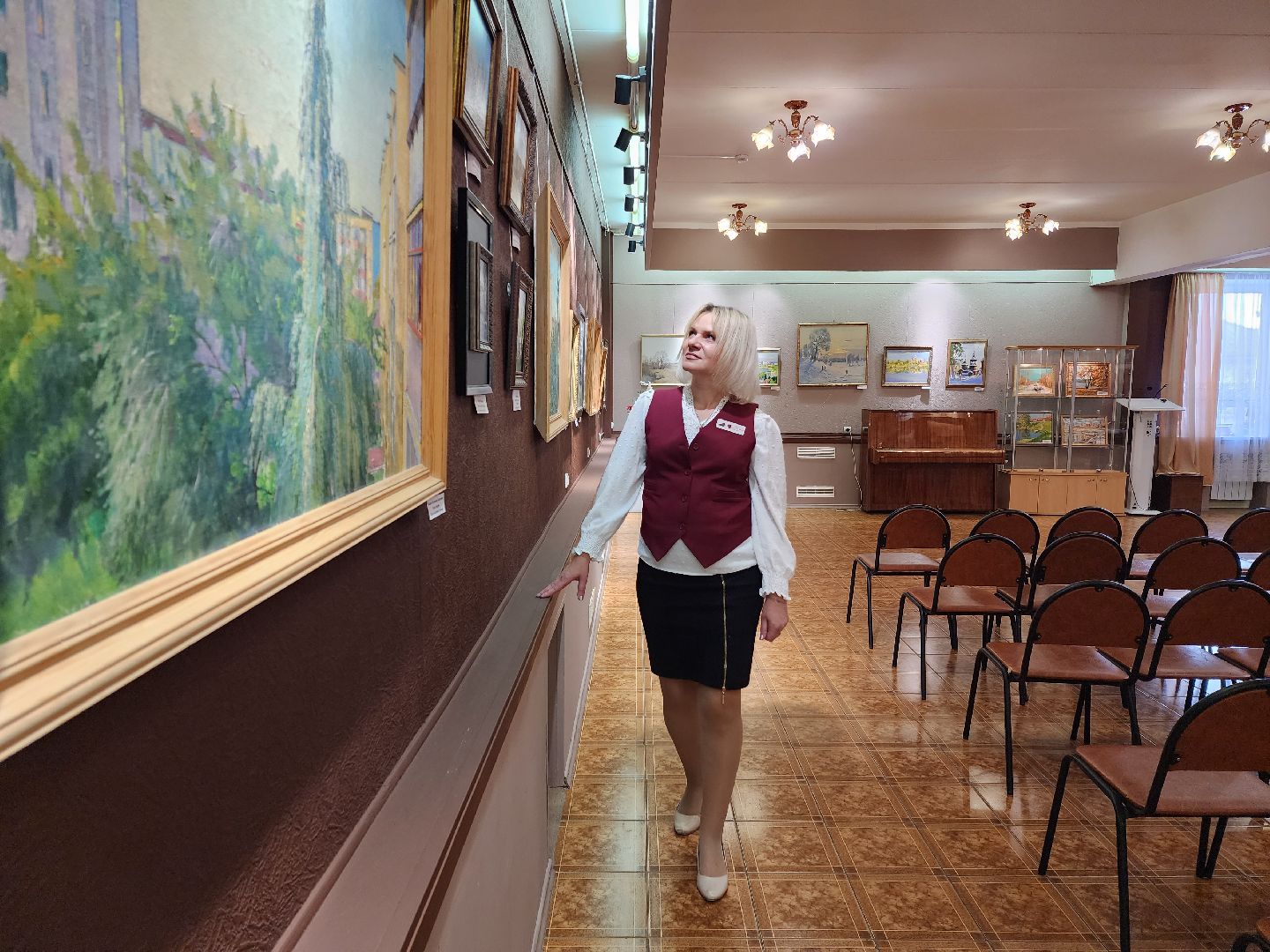 раменское, культура, художественная выставка в дк сатурн к 100-летию города раменское,