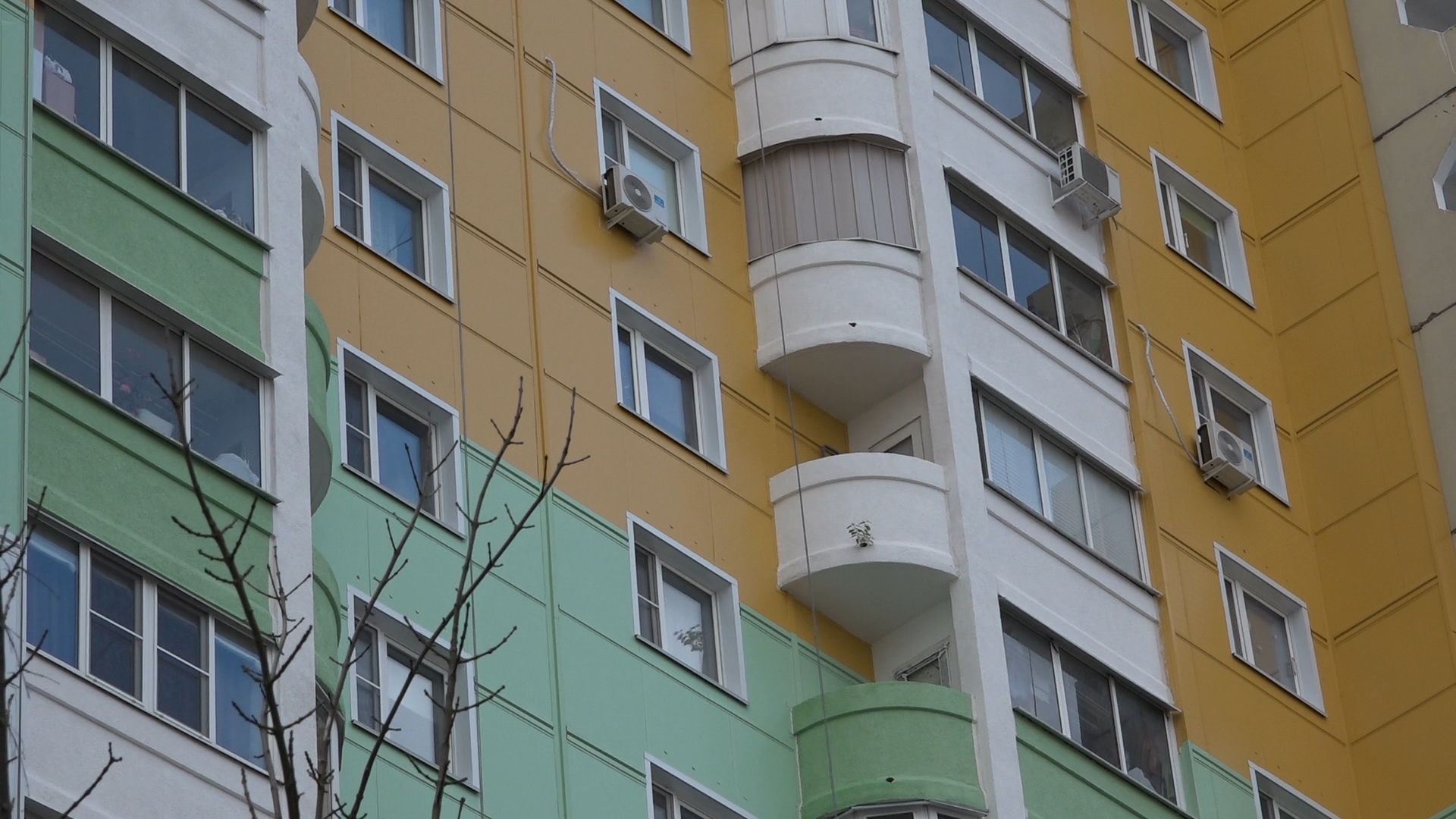 заозерная 25 власиха, власиха капремонт домов, фкр мо, термоленд мкд, ремонт фасада,