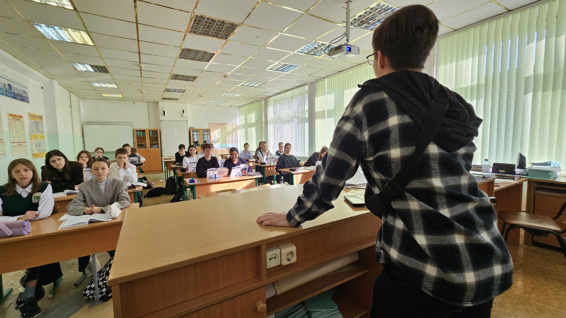 долгопрудный,школа 14, день самоуправления, школьники,