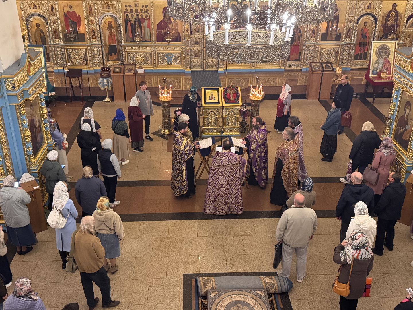 Мощи святителя Тихона, Патриарх Московский и всея Руси, Георгиевский кафедральный собор,