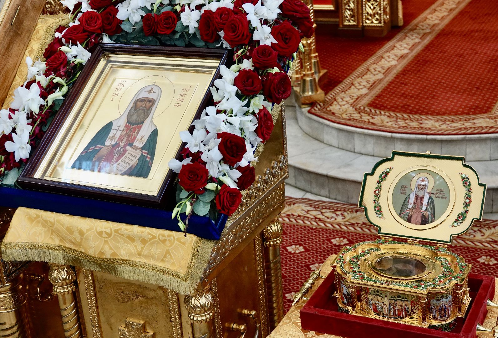 святыня, мощи святителя тихона , сергиево-посадский городской округ, сергиев посад, вера, религия,