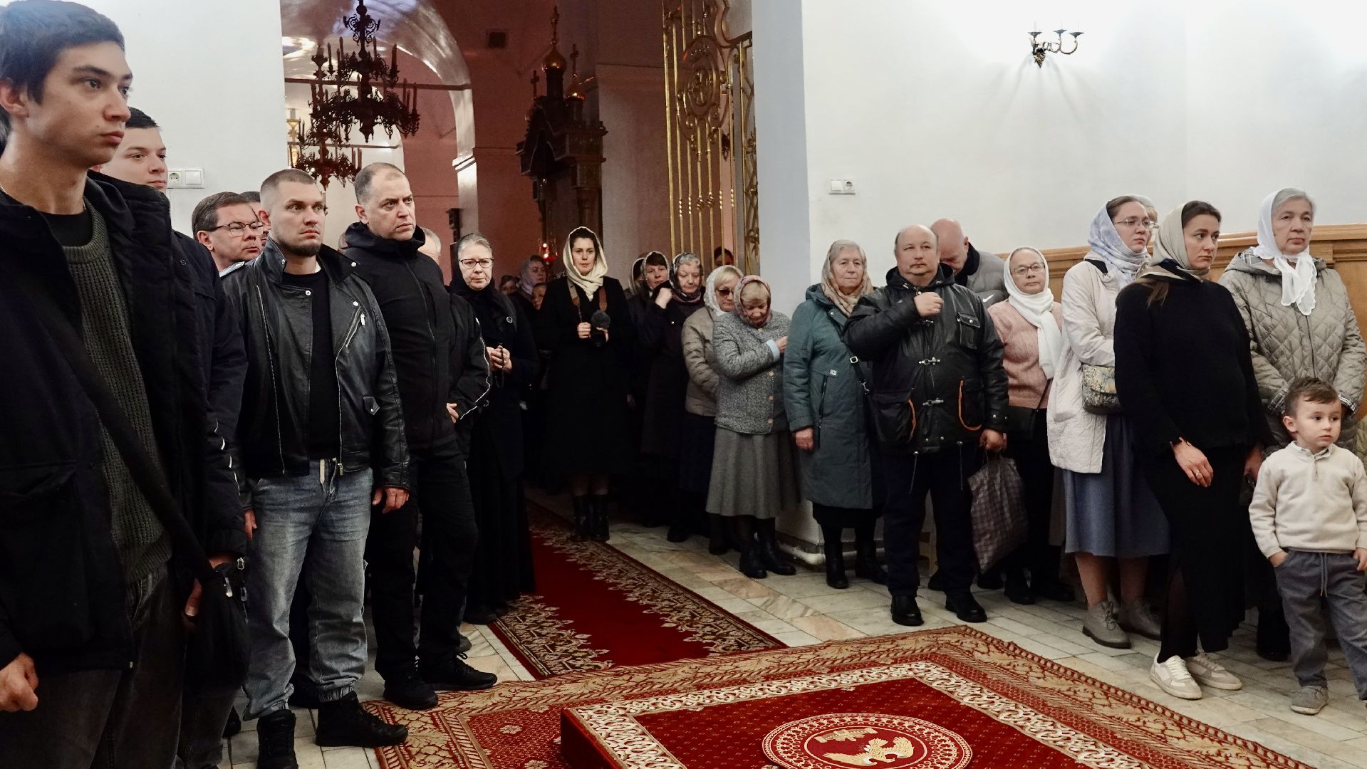святыня, мощи святителя тихона , сергиево-посадский городской округ, сергиев посад, вера, религия,