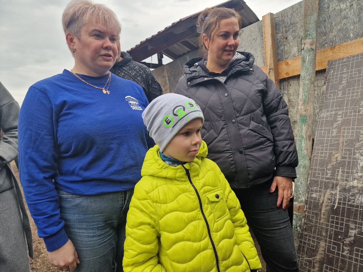 добрые прогулки в Балашихе, конный клуб пелагея в балашихе, помощь семьям участников сво,