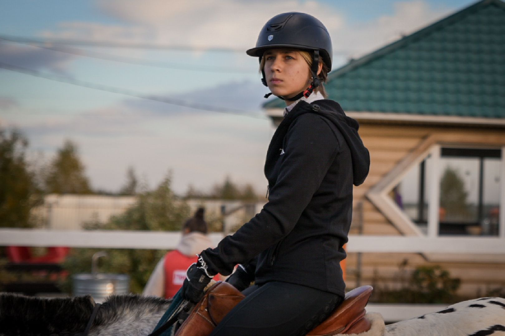 дети, конный клуб салтыково, конные прогулки , катание на лошадях,