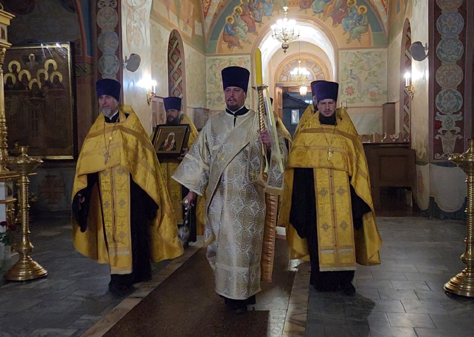 ногинск, религия, церковь, прихожане, богослужение, крестный ход, мощи святителя тихона,