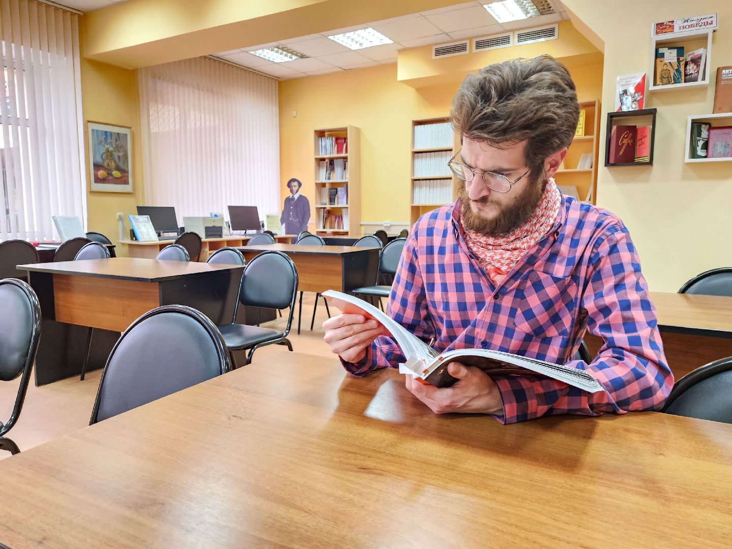 подольск, памятник, библиотека, книга,  80 лет победе,