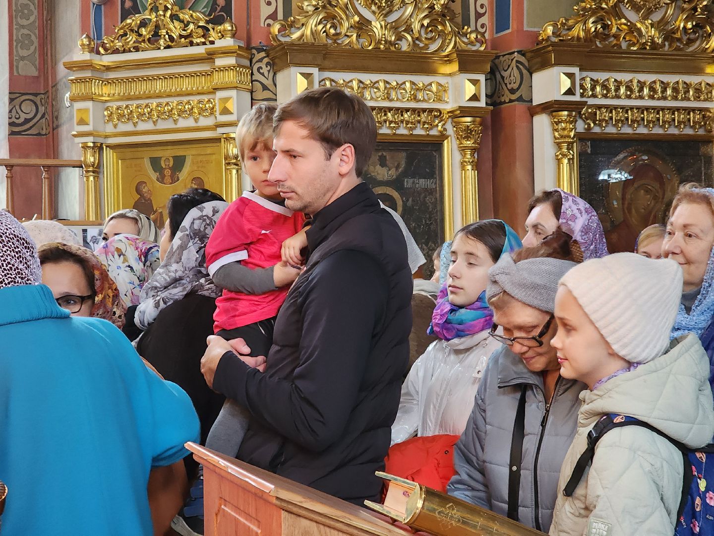 Ногинск, Религия, Общество, мощи святителя тихона, богослужение, Церковь ,