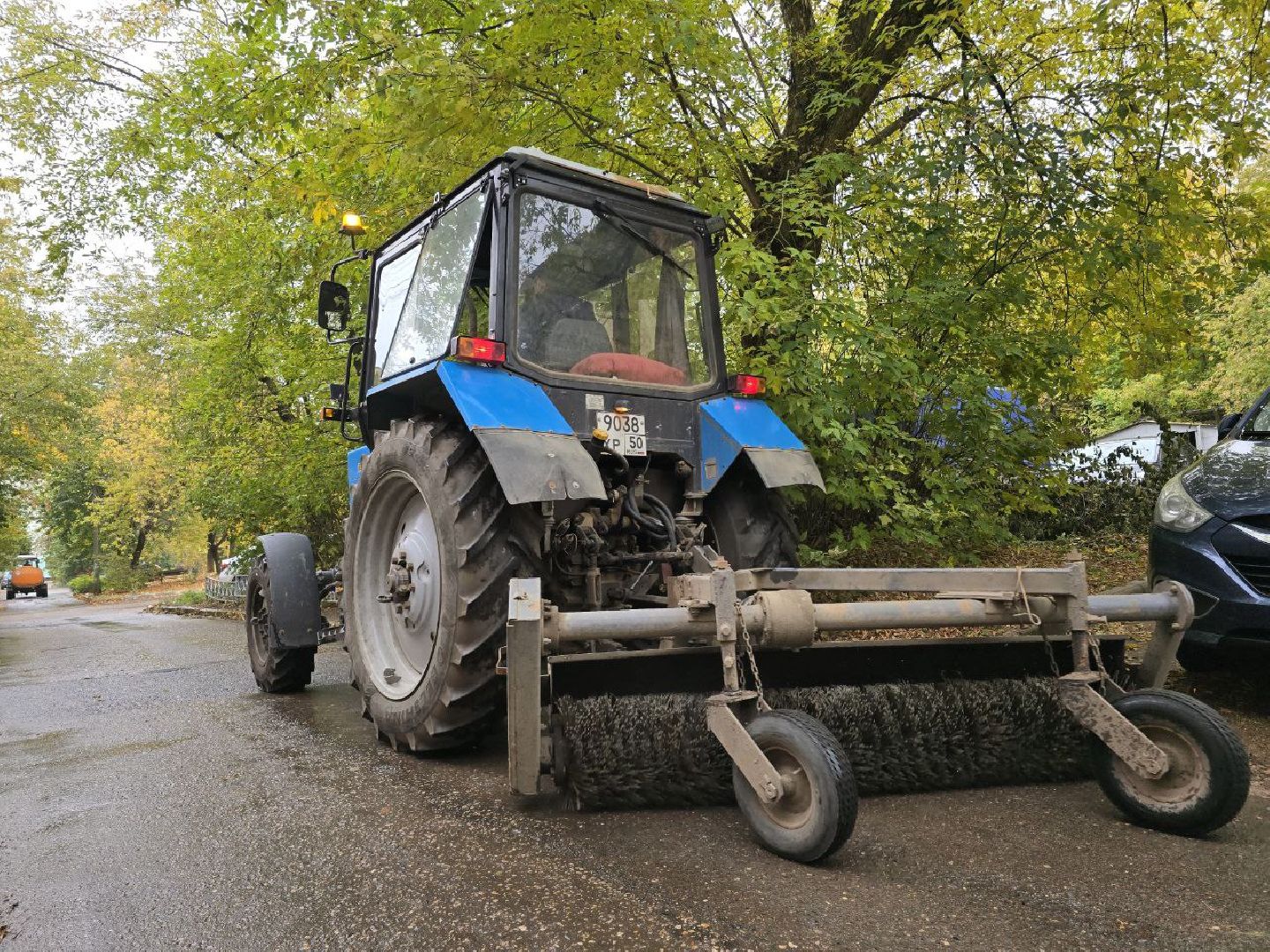 можайск, можайский муниципальный округ, подмосковье, благоустройство, уборка дворов, уборка дворов осенью, единый дорожно-транспортный центр,