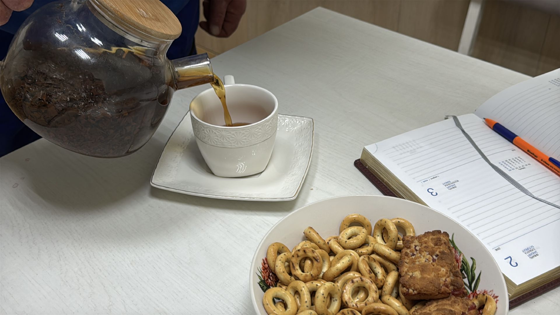 Поэт из Одинцова, Медбрат пишет песни, Музыка души,