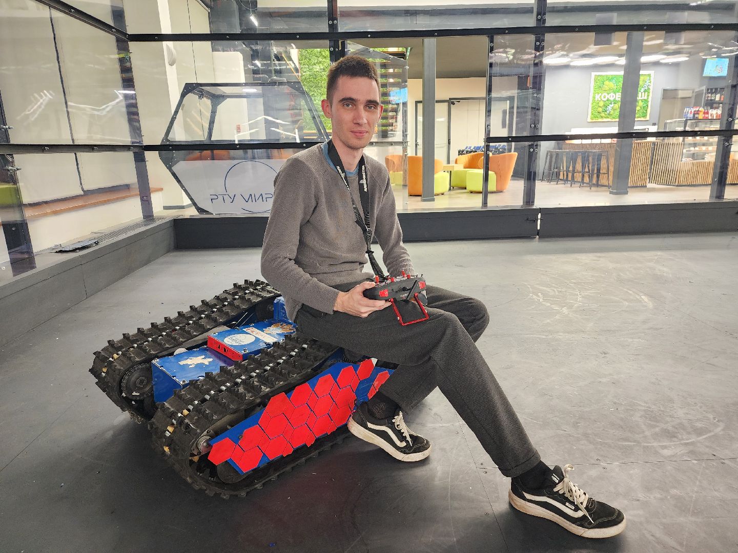 фрязино, битва роботов, робототехника, чемпионат,