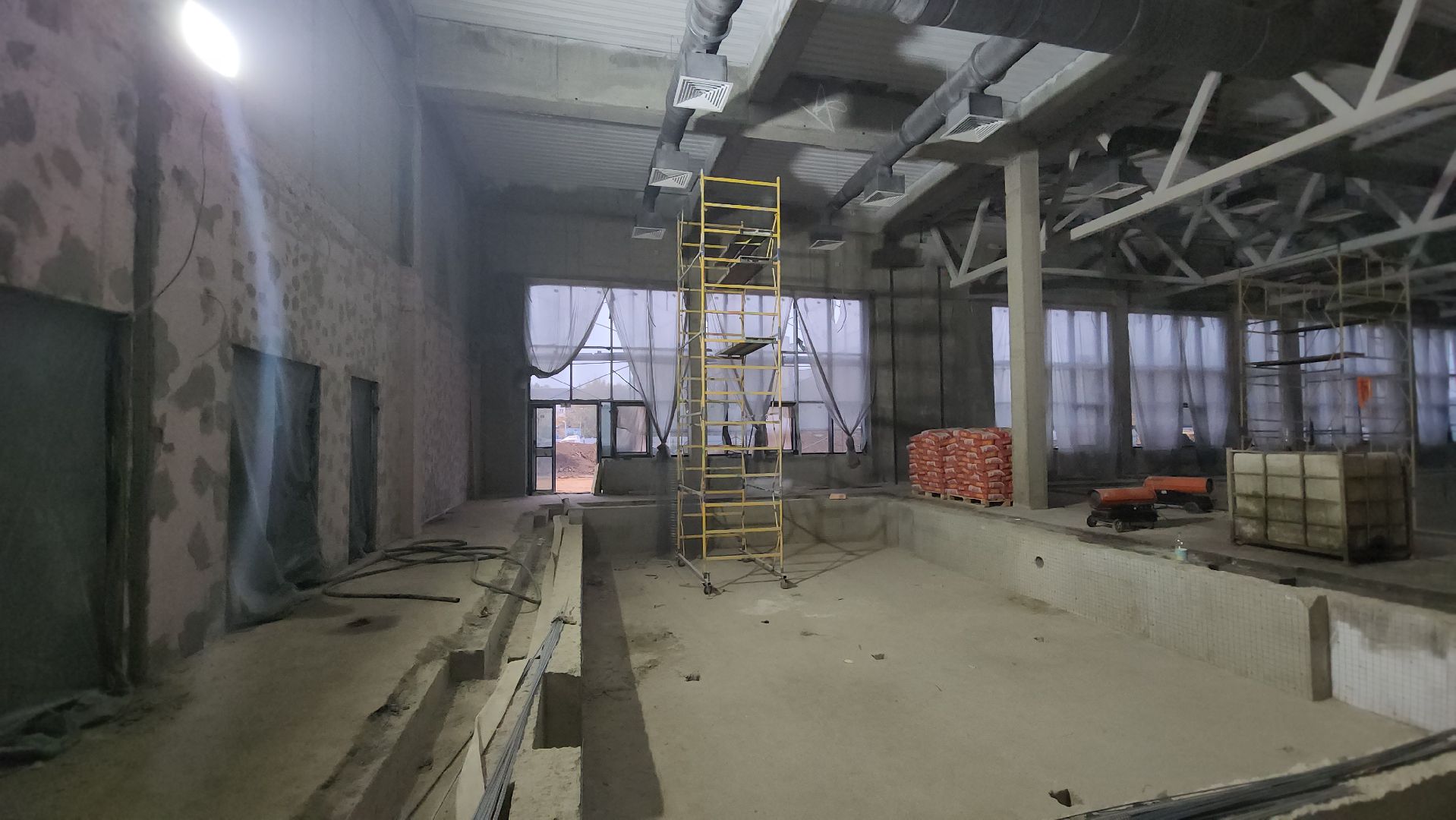 фок с бассейном, Лобня, Строительство ,