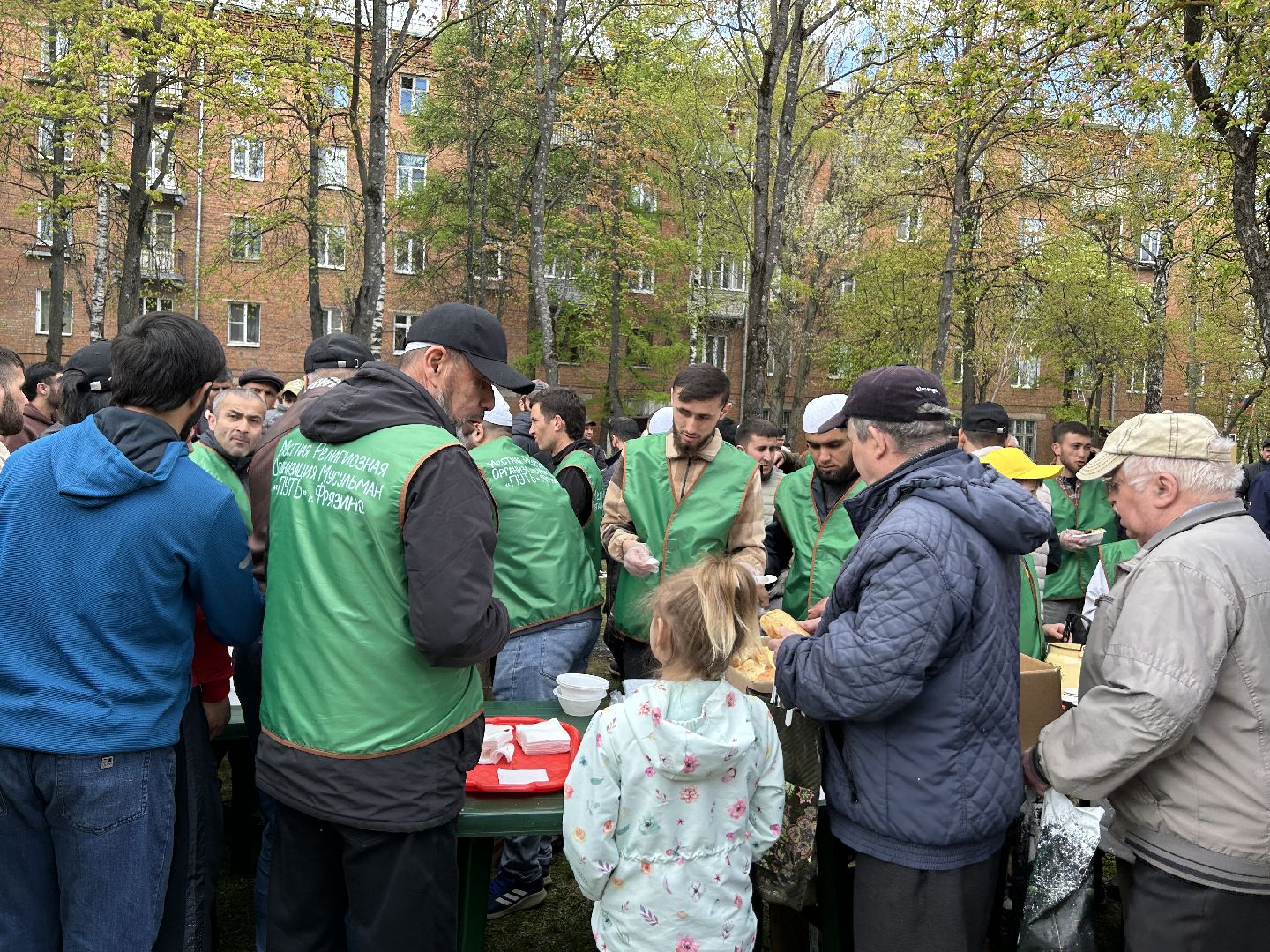 День Победы, полевая кухня
