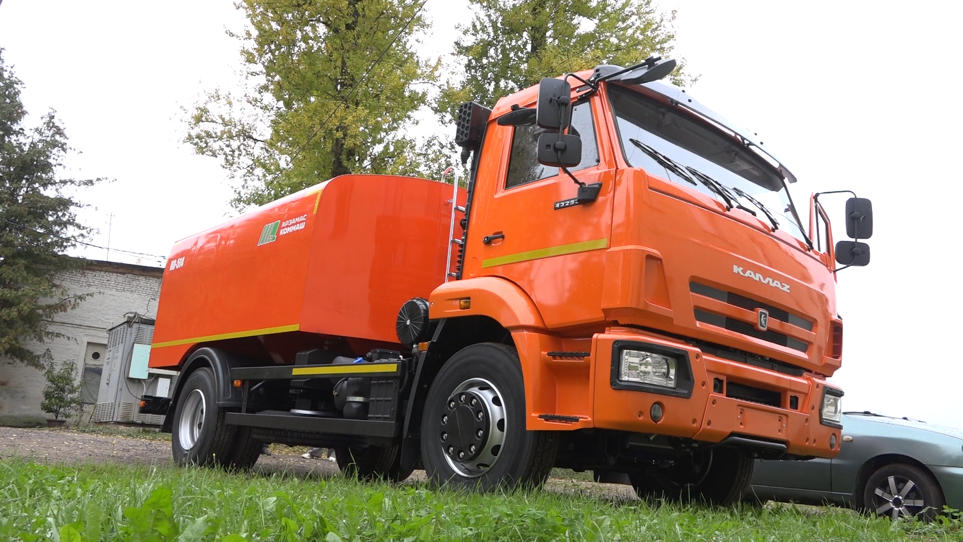 камаз, техника жкх, промывка сетей, устранение засора, власиха жкх,