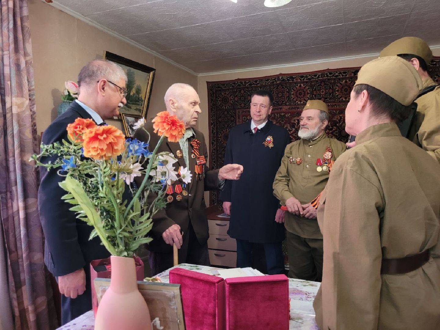 день победы; ленинский округа; 9 мая; ветераны; поздравления; музыка