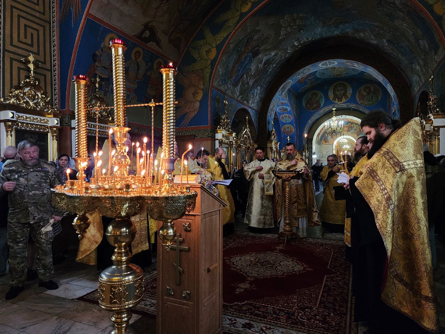 ногинск, религия, вера, церковь, мощи святителя тихона, богослужение,