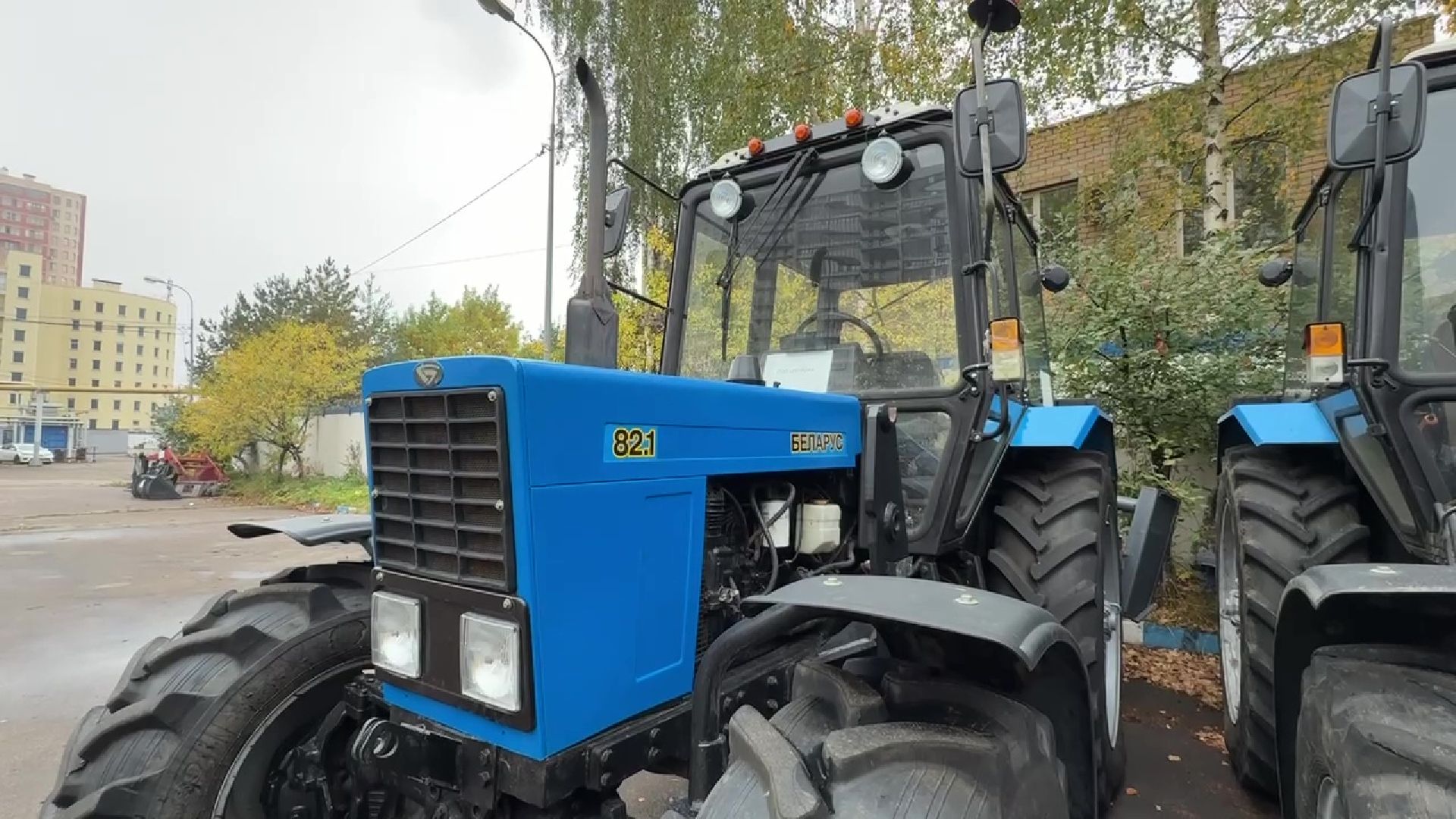 Реутов, техника к зиме, тракторы, навесное оборудование,