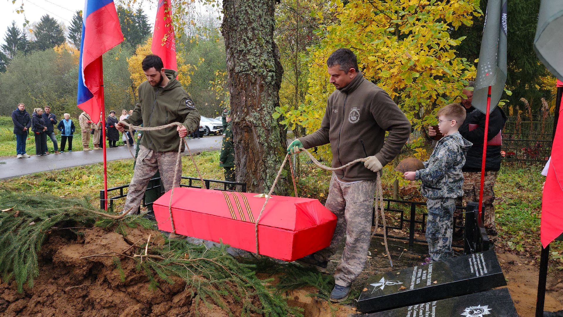 наро-фоминский городской округ, перезахоронение красноармейцев, юбилей великой победы, они сражались за родину, поисковое движение россии,
